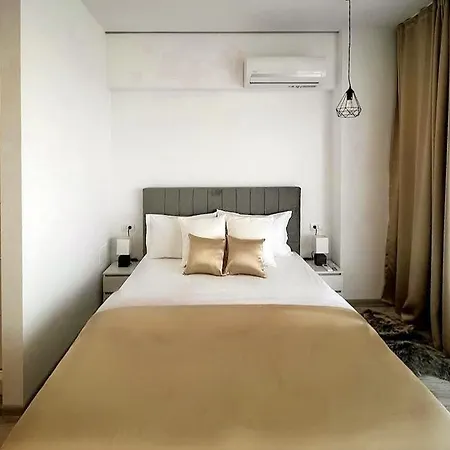 Black Sea - Venetia 公寓 *