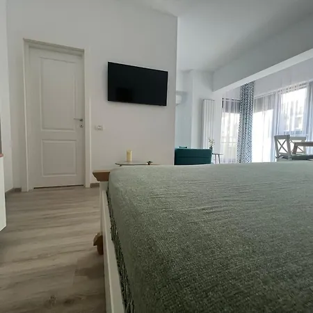 Black Sea - Venetia 公寓 那沃达利